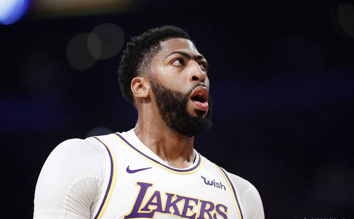  浓眉哥防守什么水平 -hth体育